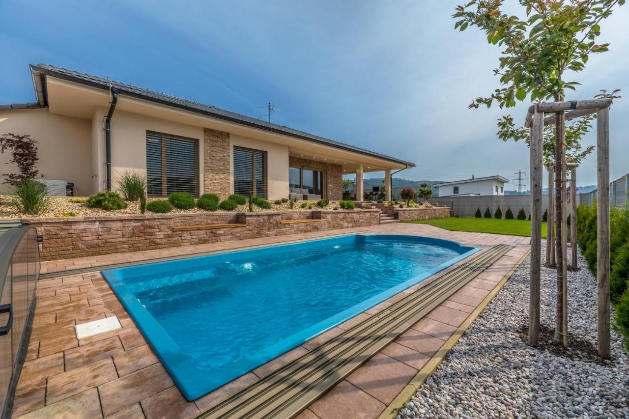 Luxury Spa Villa Kraluv Dvur Экстерьер фото