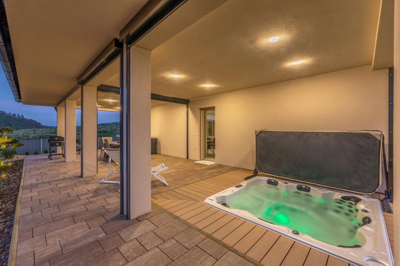 Luxury Spa Villa Kraluv Dvur Экстерьер фото