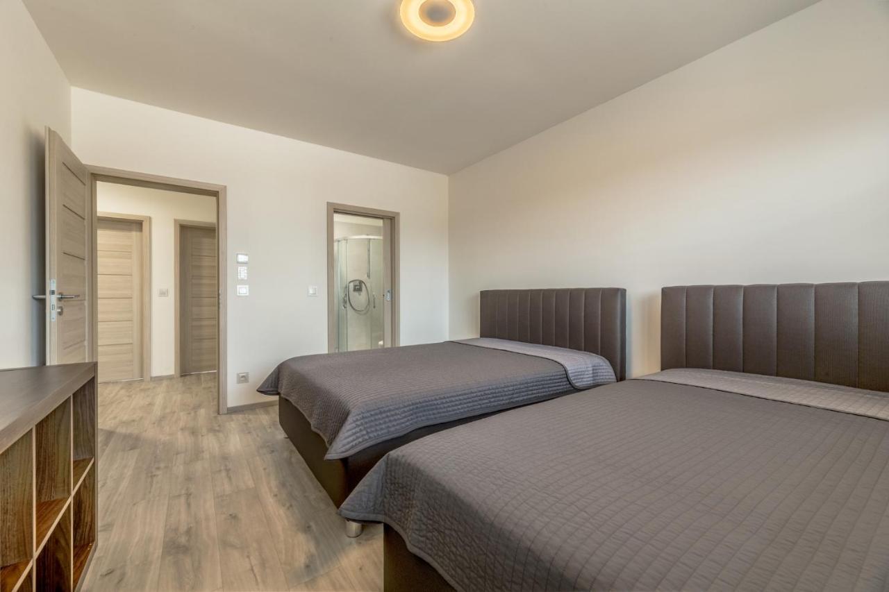 Luxury Spa Villa Kraluv Dvur Экстерьер фото